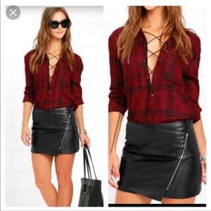 LEATHER LULUS BLACK MINI SKIRT W ZIPPER SIZE S
